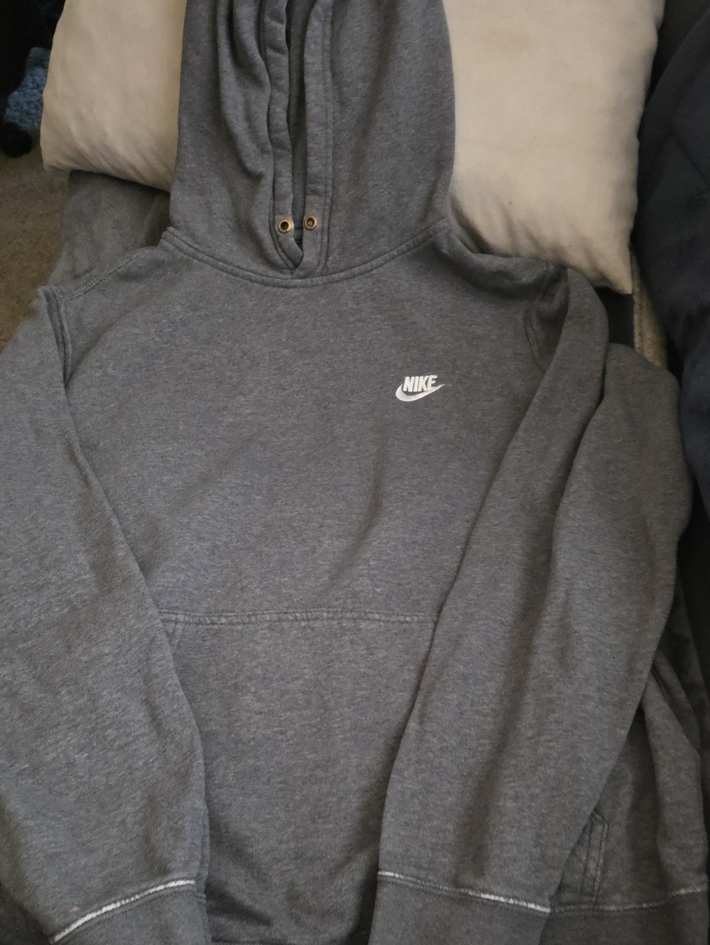 Nike Men's Dark Gray Pullover Hoodie with White Logo Med/large?